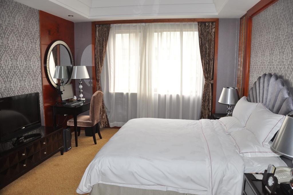 Country Garden Phoenix Hotel Jingmen Esterno foto