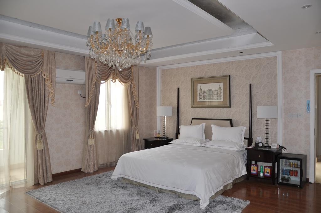 Country Garden Phoenix Hotel Jingmen Esterno foto