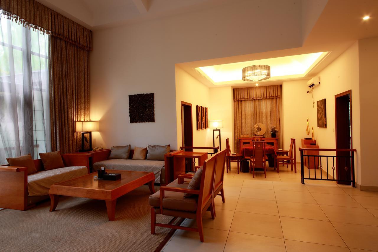 Country Garden Phoenix Hotel Jingmen Esterno foto