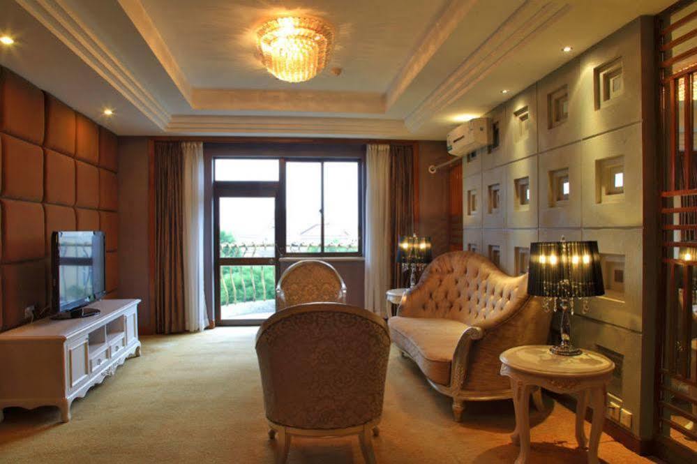 Country Garden Phoenix Hotel Jingmen Esterno foto