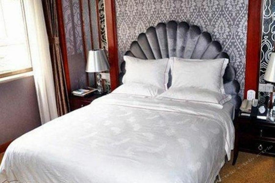 Country Garden Phoenix Hotel Jingmen Esterno foto
